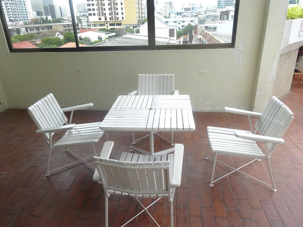 Mido Hotel Bangkok Exterior foto